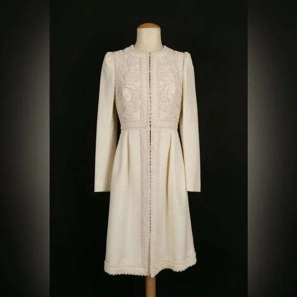 NWT VALENTINO Runway Embroidered coat dress WEDDING, size US, 40IT cream  beige